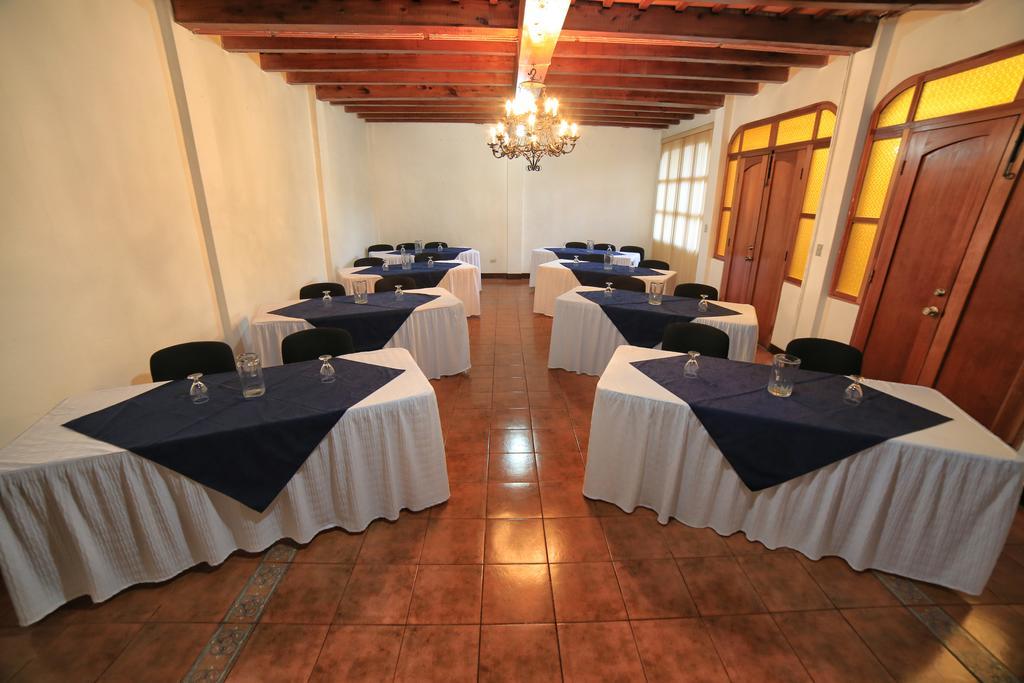 Hotel Casa De Las Fuentes Antigua ภายนอก รูปภาพ